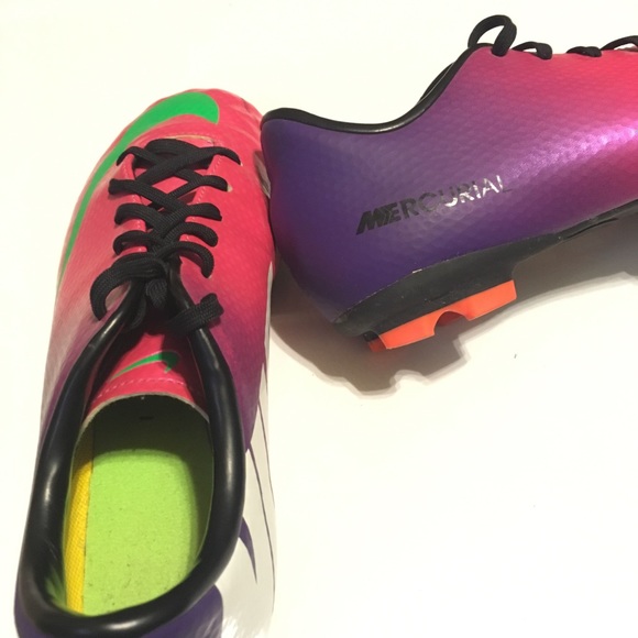 Nike Mercurial Victory Soccer Cleats - Picture 3 of 8
